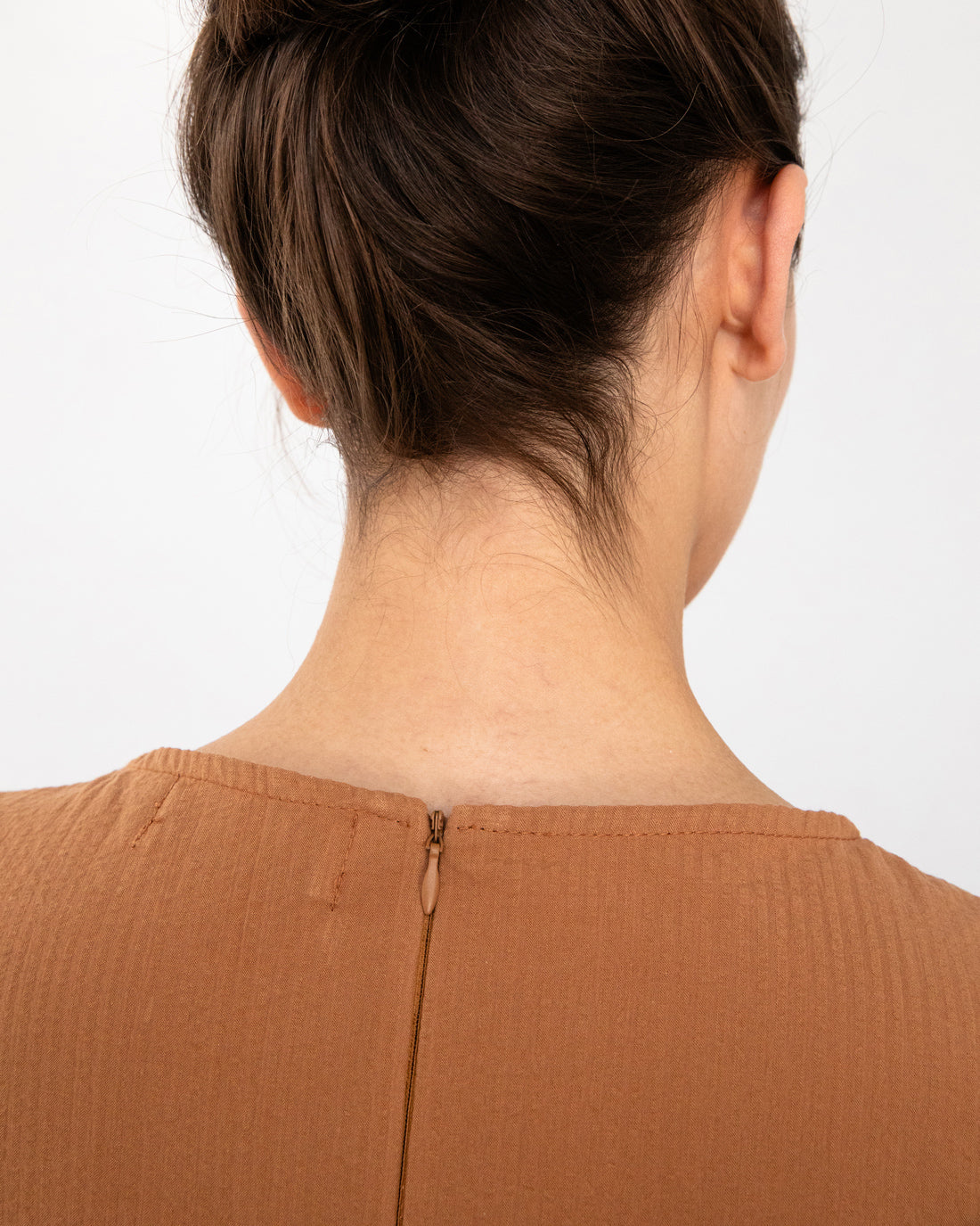 Ärmelloser Seersucker Jumpsuit Bio Baumwolle - Karamel